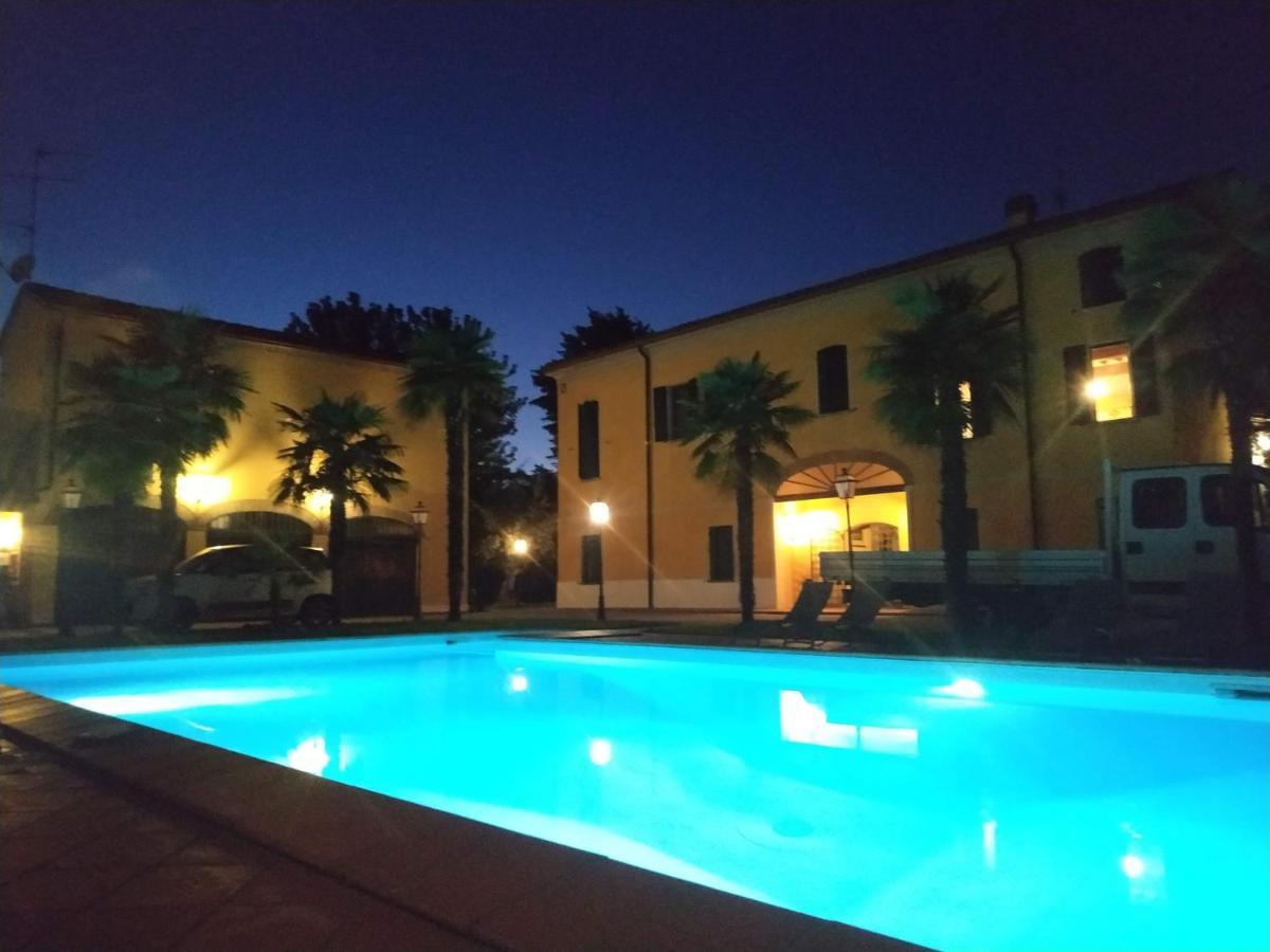 كابري B&B Villa Delle Palme المظهر الخارجي الصورة
