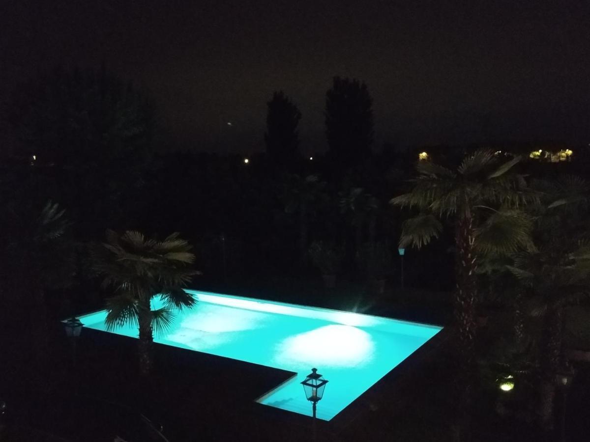 كابري B&B Villa Delle Palme المظهر الخارجي الصورة